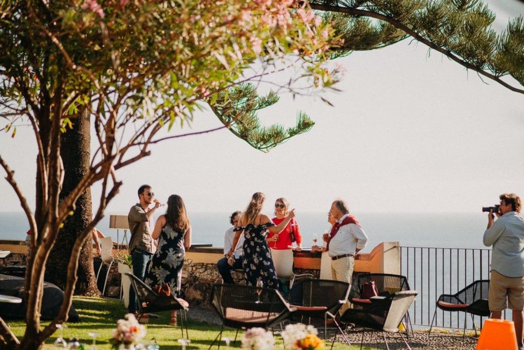Wedding ideas and wedding inspiration: Beautiful boho wedding in Madeira, Portugal ~ Inspiracje ślubne: Przepiępny ślub w stylu boho na Maderze w Portugalii ~ Huwelijksideeën en bruiloft inspiratie: Mooi bohohuwelijk in Madeira, Portugal