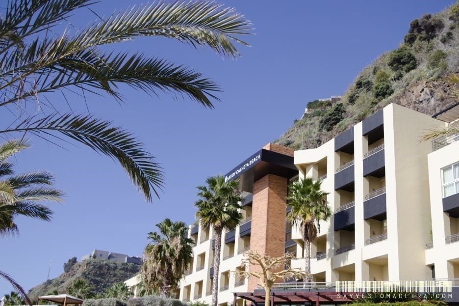 Savoy Calheta Beach or Savoy Saccharum Resort & Spa Calheta – which hotel in Calheta is better? Savoy Calheta Beach czy Savoy Saccharum Resort & Spa Calheta – najlepszy hotel w Calheta na Maderze #madeira #madera #calheta #portugal
