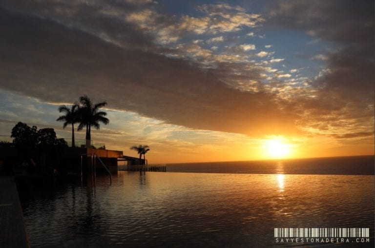 Hotel with an infinity pool in Madeira: Savoy Saccharum Resort & Spa in Calheta. ~ Hotel z pieknym basenen na Maderze: Savoy Saccharum Resort & Spa w Calheta. Idealny hotel dla par na Maderze. #madeira #madeiraisland #portugal #calheta #madeiraattractions #bestofportugal #travel #besthotels #sunset