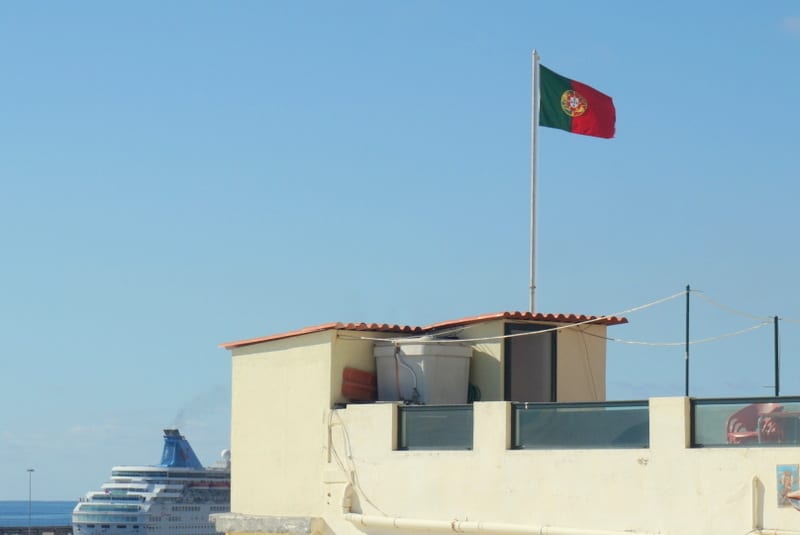 Funchal, Flaga Portugalii