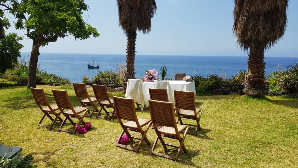 Odludne miejsce na kameralny ślub cywilny w Europie - Ślub na Maderze w Portugalii