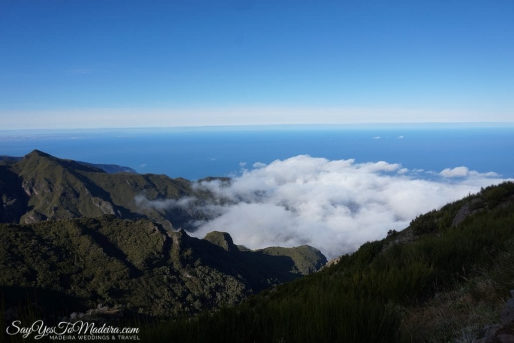 Przewodnik turystyczny po Maderze: trasa Pico do Arieiro, Pico Ruivo. Achada do Teixera