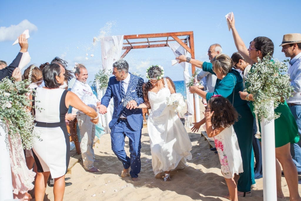 Beautiful beach wedding in Porto Santo, Portugal. ~ Piekny slub na plaży na portugalskiej wyspie Porto Santo