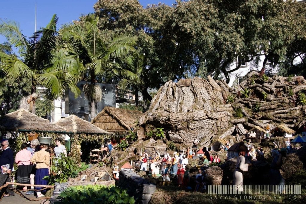 Christmas Nativity Scene in Funchal - Boże Narodzenie na Maderze: Szopka Bożonarodzeniowa - skansen w Funchal na Maderze