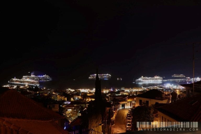 New Year's Eve fireworks in Funchal, Madeira | Pokaz fajerwerków w Sylwestra na Maderze