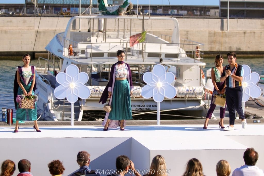 Wydarzenia na Maderze w maju. Madera wiosną: Pokaz mody inspirowanej kwiatami - Port w Funchal na Maderze