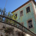 Architektura i ciekawe budynki w Funchal: Tajemniczy turkusowy budynek Starego Seminarium