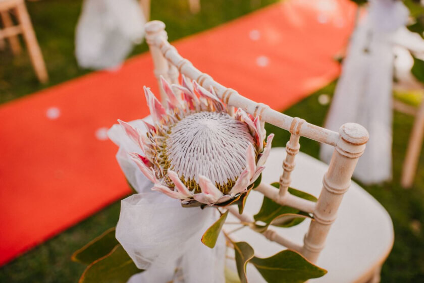 Wedding venues Portugal I Madeira Island Florists I King Protea Pink wedding arrangements