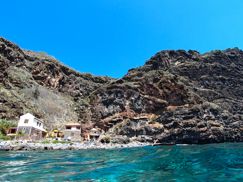 Madeira off the beaten path - Calhau da Lapa beach & hike